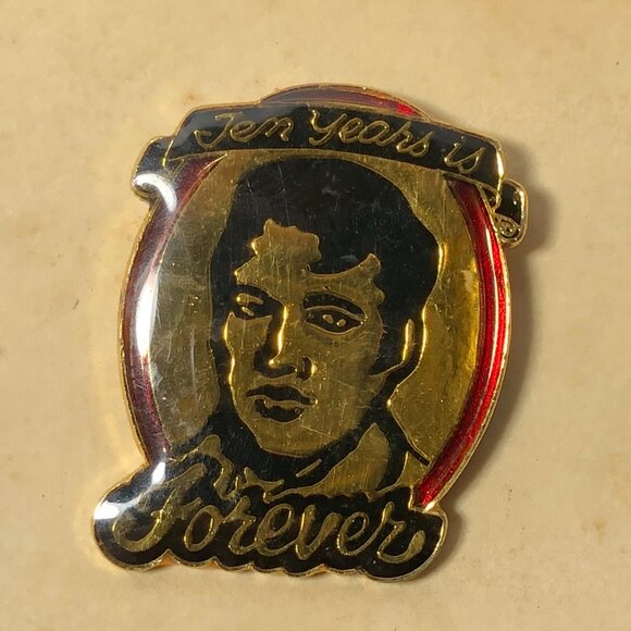 Set of 2 Vintage Elvis Presley Lapel Hat Tie Pin Enamel - Picture 3 of 5